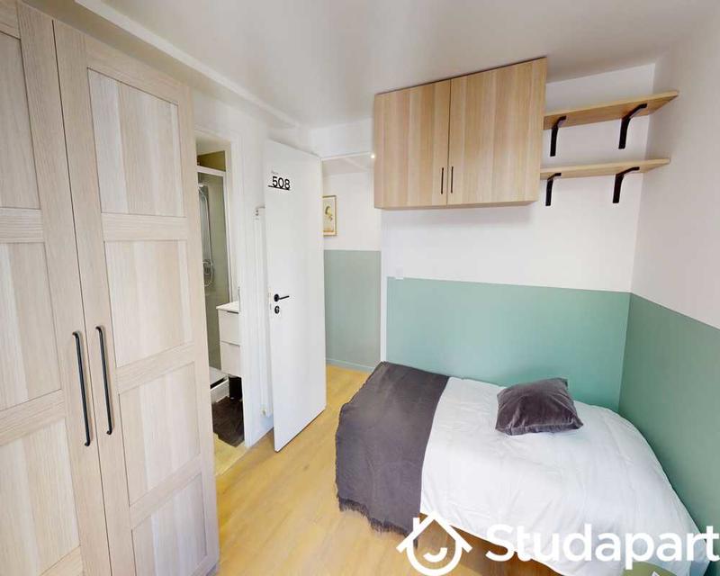 Chambre - 160 m² - 1 pièce