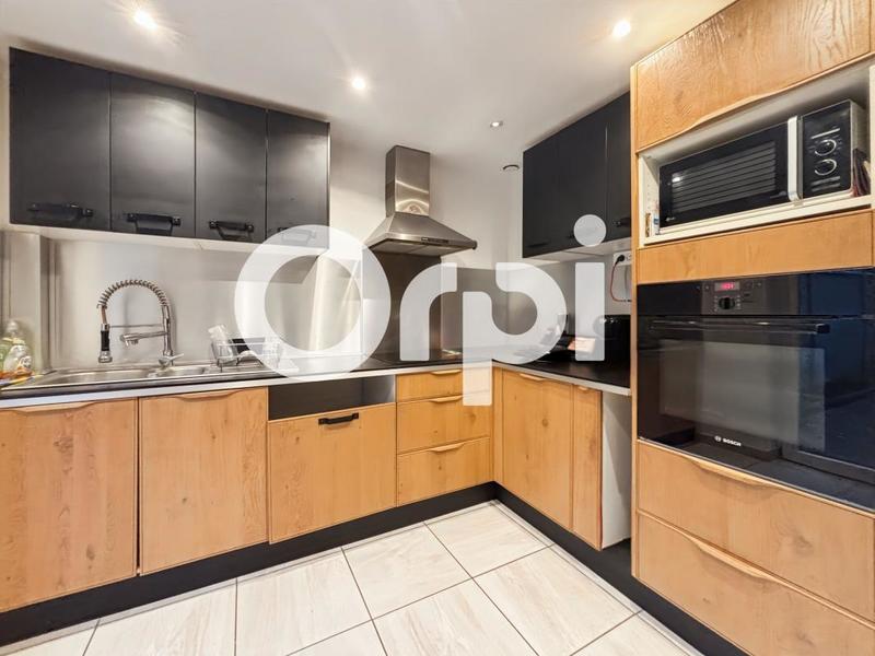 Maison - 139 m² - 6 pièces