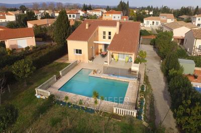 Maison - 232 m² - 7 pièces