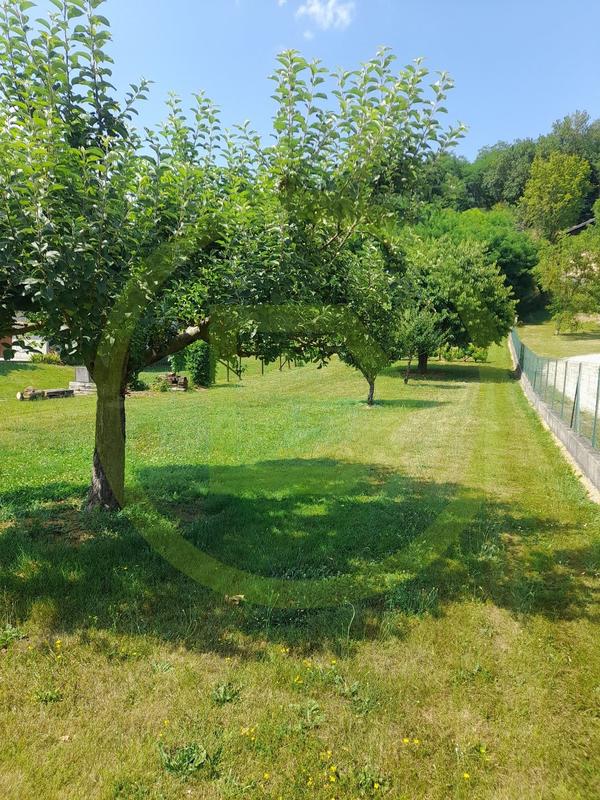 Terrain constructible - 2 270 m²