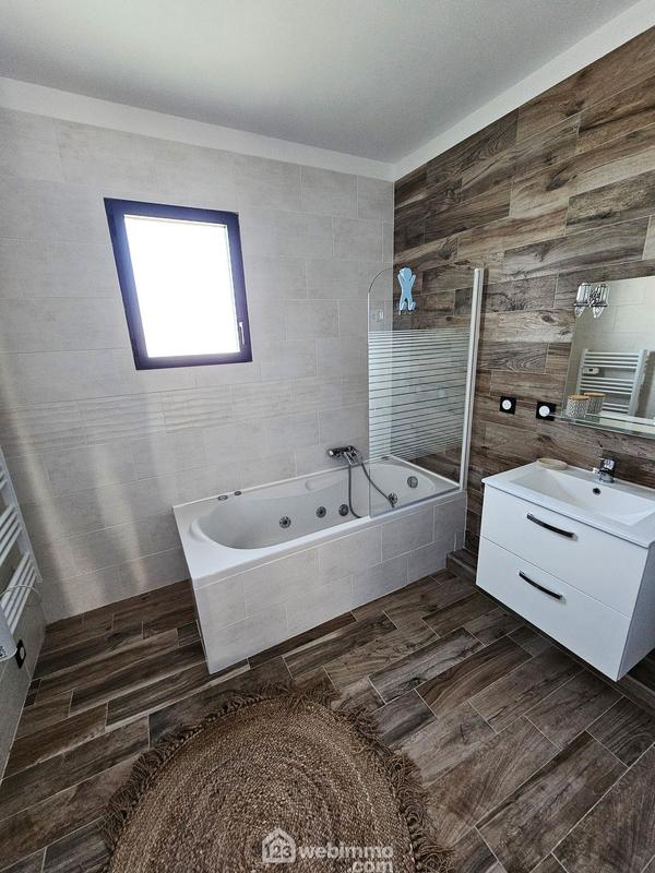 Maison - 100 m² - 4 pièces