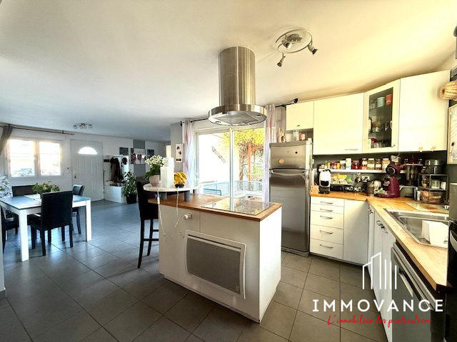 Villa - 94 m² - 4 pièces