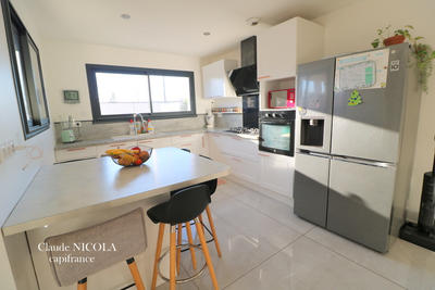 Maison - 139 m² - 7 pièces