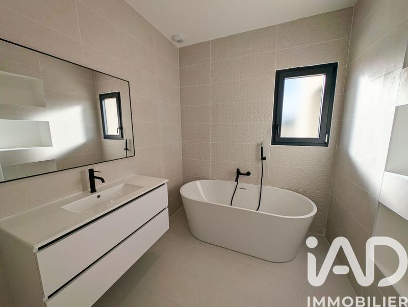 Maison - 130 m² - 4 pièces