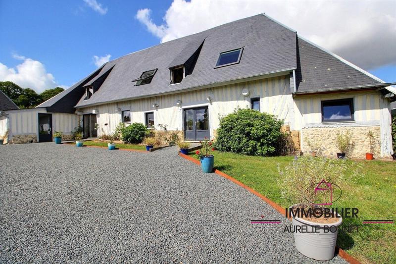 Maison ancienne - 380 m² - 12 pièces