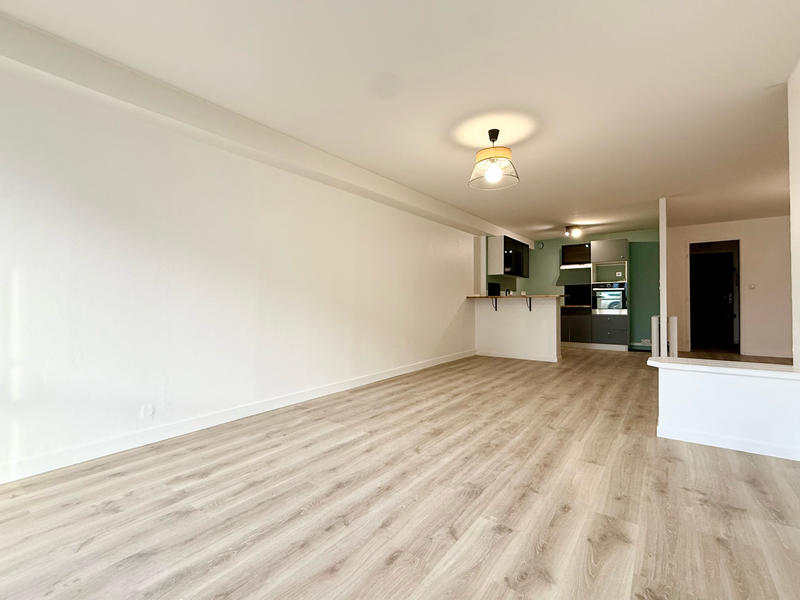 Appartement - 67 m² - 1 pièce