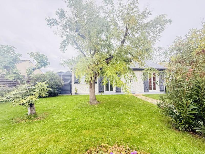 Maison - 96 m² - 5 pièces