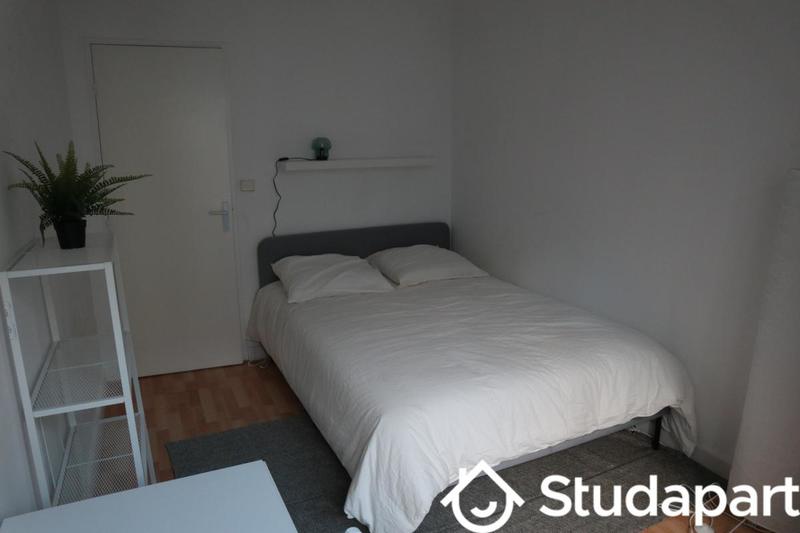 Chambre - 24 m² - 1 pièce