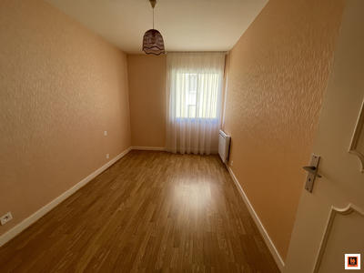 Appartement - 88 m² - 4 pièces