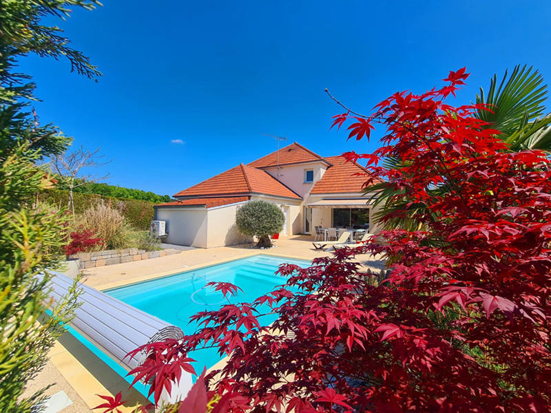 Maison - 128 m² - 5 pièces