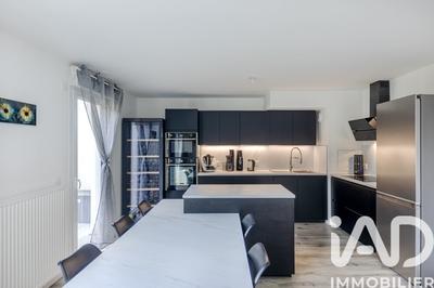 Appartement - 90 m² - 4 pièces