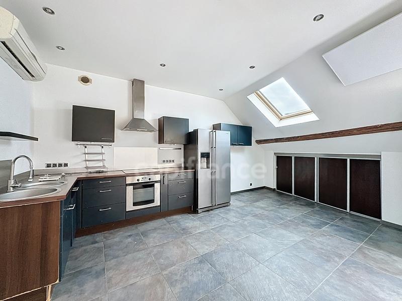 Appartement - 84 m² - 3 pièces