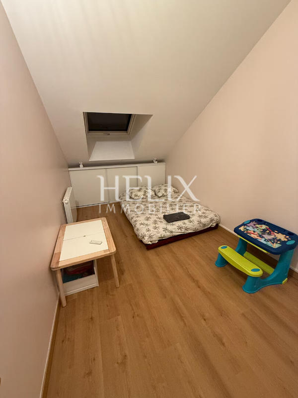 Appartement - 101 m² - 4 pièces