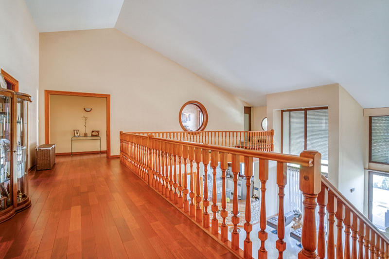 Maison - 350 m² - 12 pièces