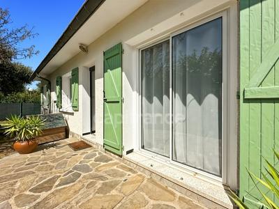 Maison - 107 m² - 5 pièces