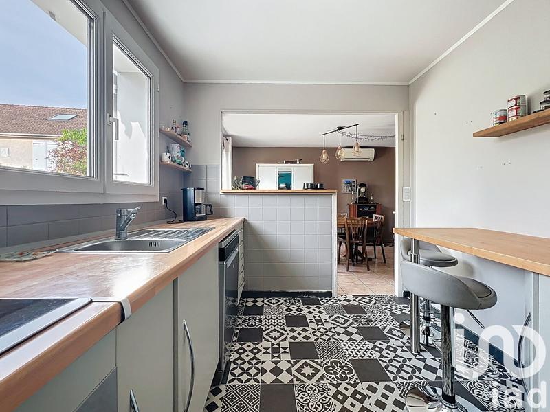 Maison - 90 m² - 5 pièces