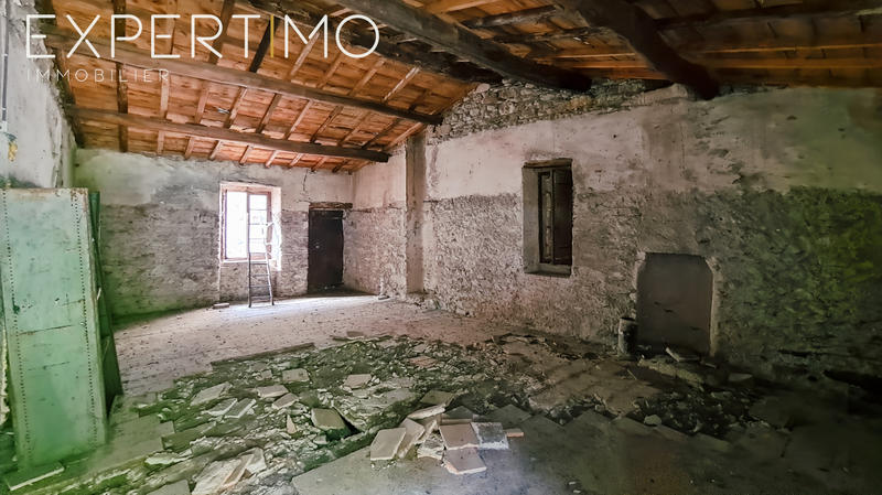 Maison de village - 165 m² - 8 pièces