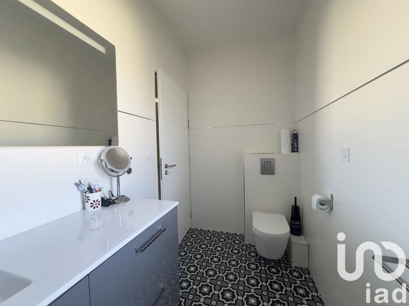 Maison - 180 m² - 7 pièces