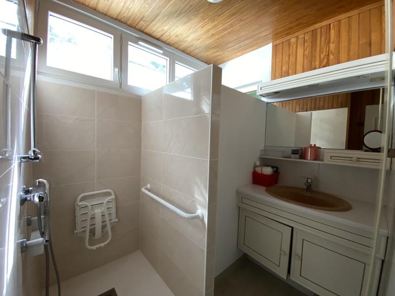 Villa - 194 m² - 10 pièces