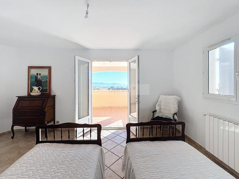 Villa - 190 m² - 6 pièces