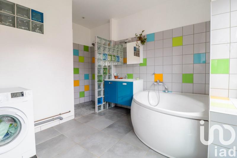 Maison - 153 m² - 7 pièces