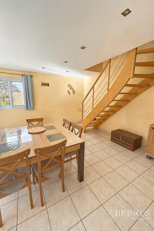 Maison - 131 m² - 8 pièces