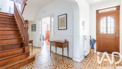 Maison - 176 m² - 7 pièces