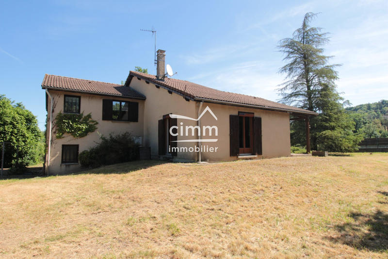 Maison traditionnelle - 134 m² - 5 pièces