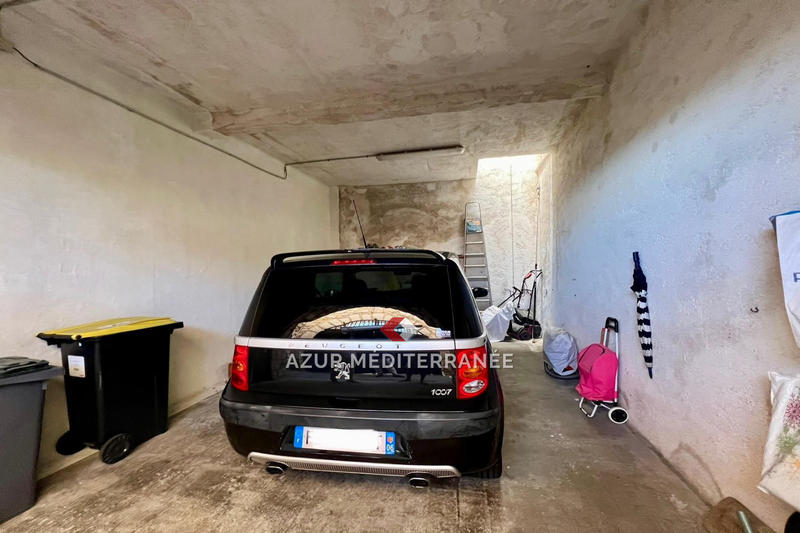 Villa - 240 m² - 6 pièces