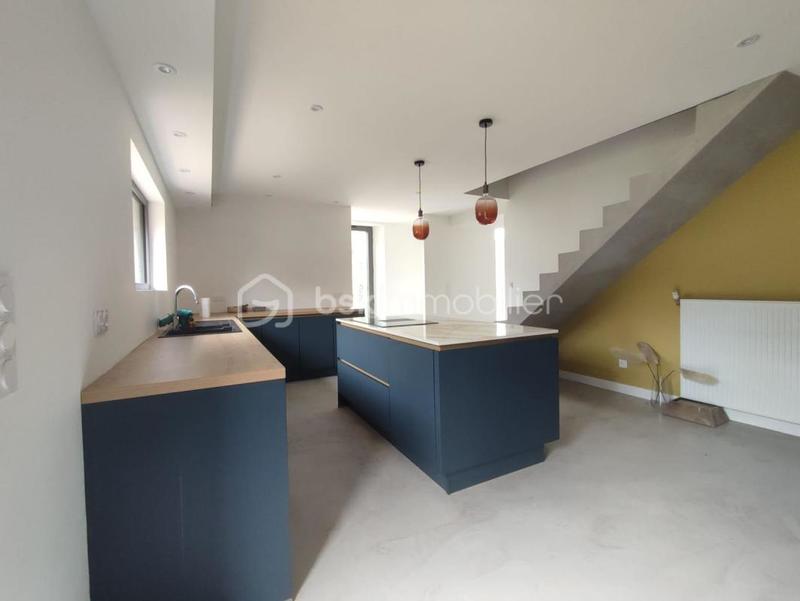 Corps de ferme - 315 m² - 10 pièces