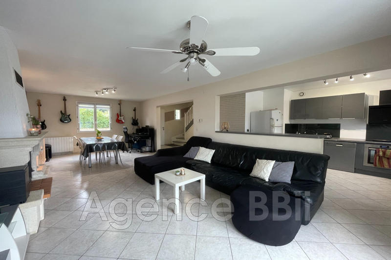 Maison - 110 m² - 6 pièces