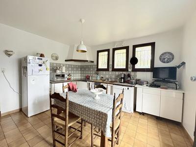 Maison - 138 m² - 7 pièces