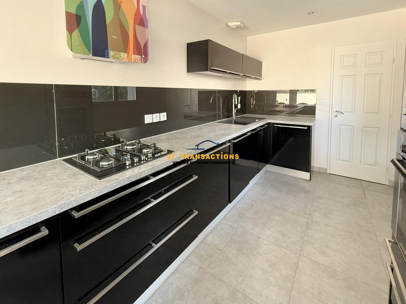 Maison - 124 m² - 5 pièces