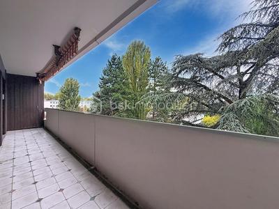 Appartement - 87 m² - 5 pièces