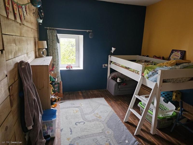 Propriété - 224 m² - 8 pièces