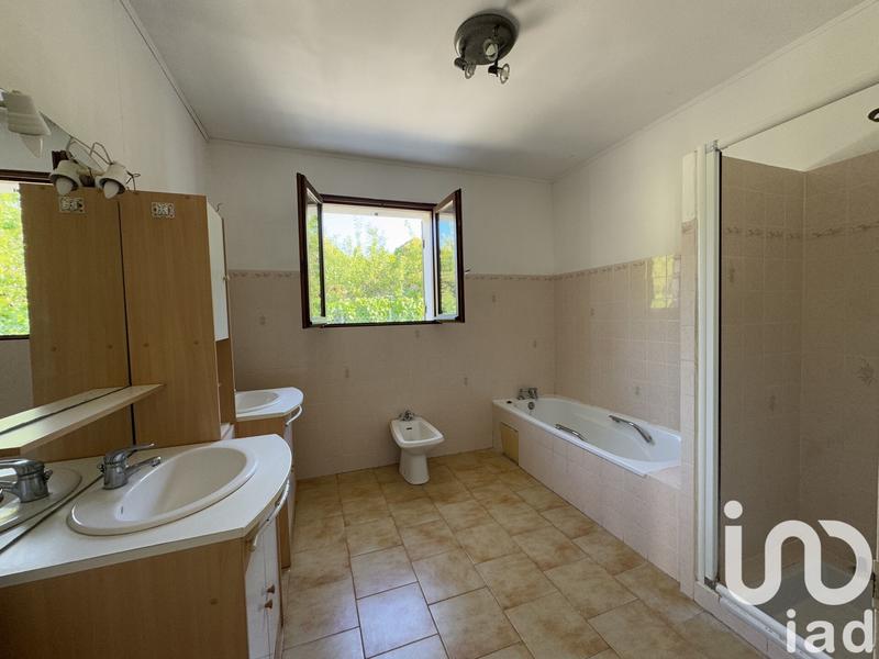 Maison - 123 m² - 7 pièces