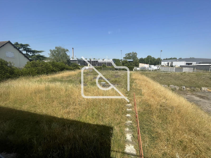 Entrepôt - 2 000 m²