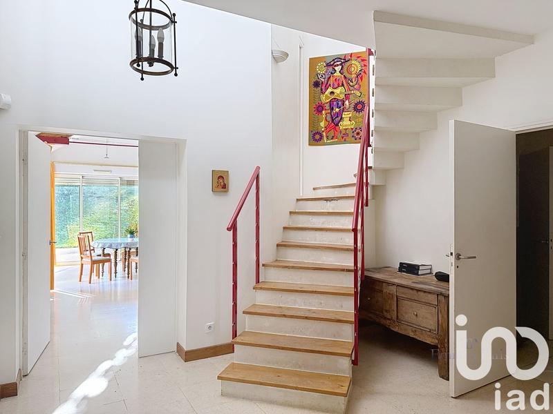 Maison - 360 m² - 13 pièces