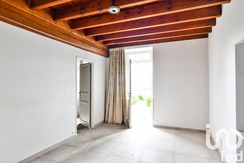 Maison - 213 m² - 8 pièces