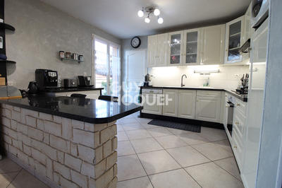 Maison - 127 m² - 6 pièces