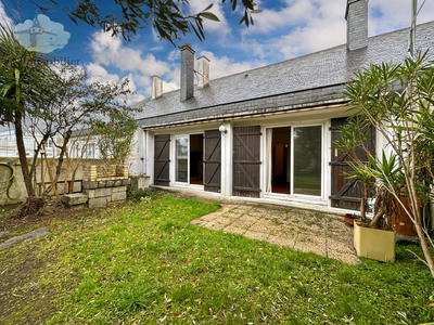 Maison - 93 m² - 4 pièces