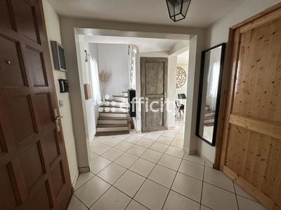 Maison - 153 m² - 7 pièces