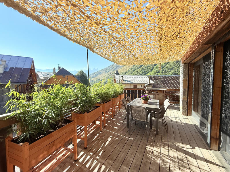 Châlet - 159 m² - 8 pièces