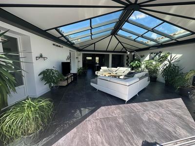 Villa - 175 m² - 6 pièces