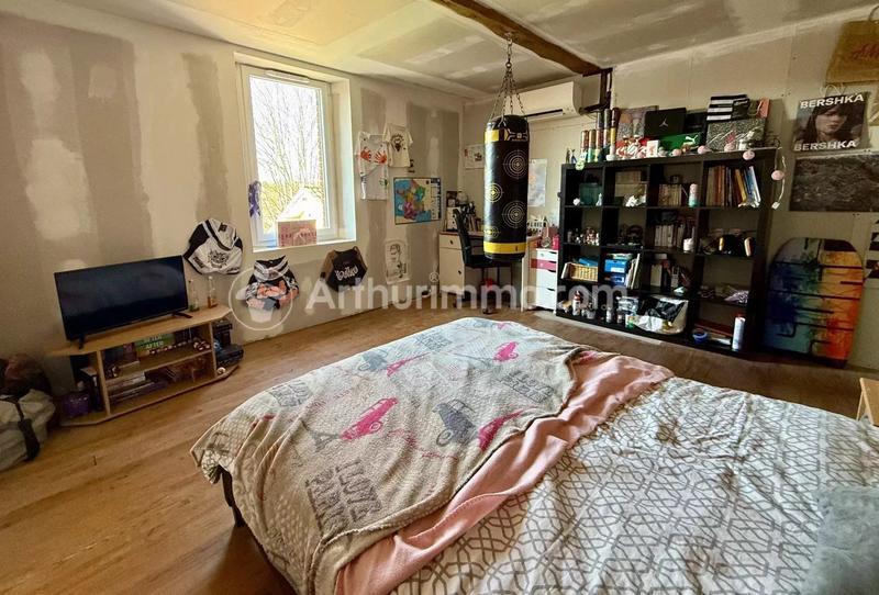 Maison - 181 m² - 8 pièces