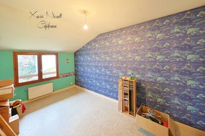 Maison - 373 m² - 8 pièces