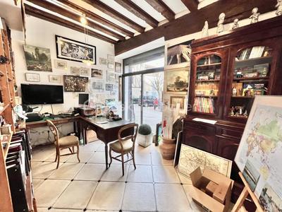 Demeure - 270 m² - 6 pièces