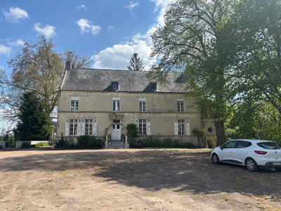 Maison - 297 m² - 8 pièces