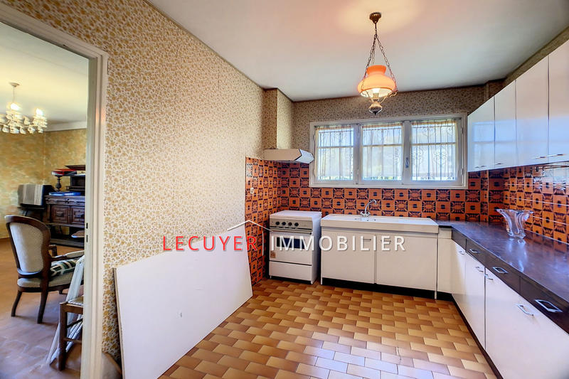 Maison - 208 m² - 5 pièces