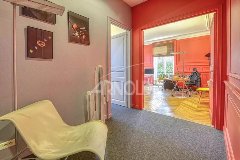 Bureau - 500 m² - 17 pièces